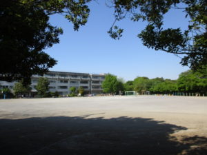 中原小学校