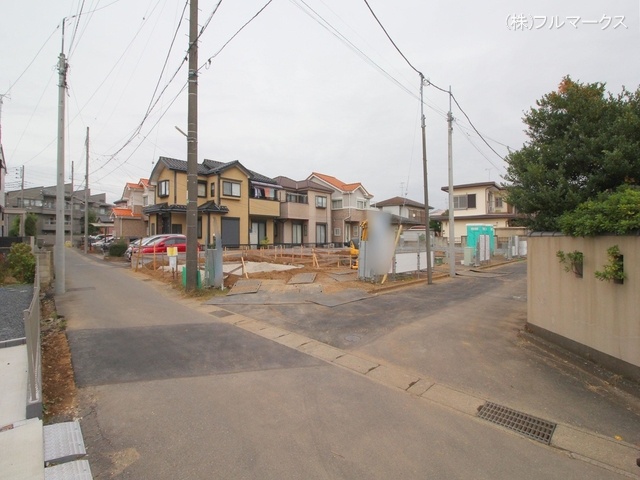 前面道路含む現地写真(2022年11月撮影)