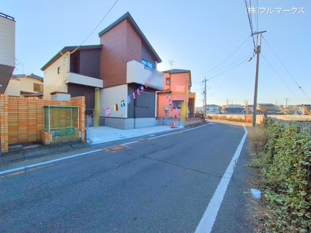 前面道路含む現地写真(2024年12月撮影)