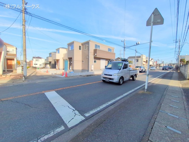 前面道路含む現地写真(2024年12月撮影)