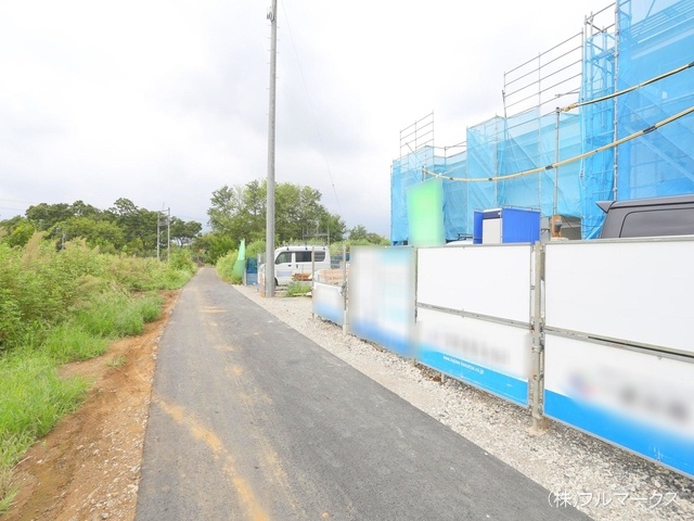 前面道路含む現地写真(2024年8月撮影)