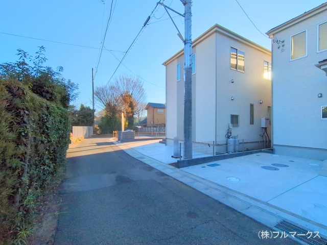 前面道路含む現地写真(2024年12月撮影)